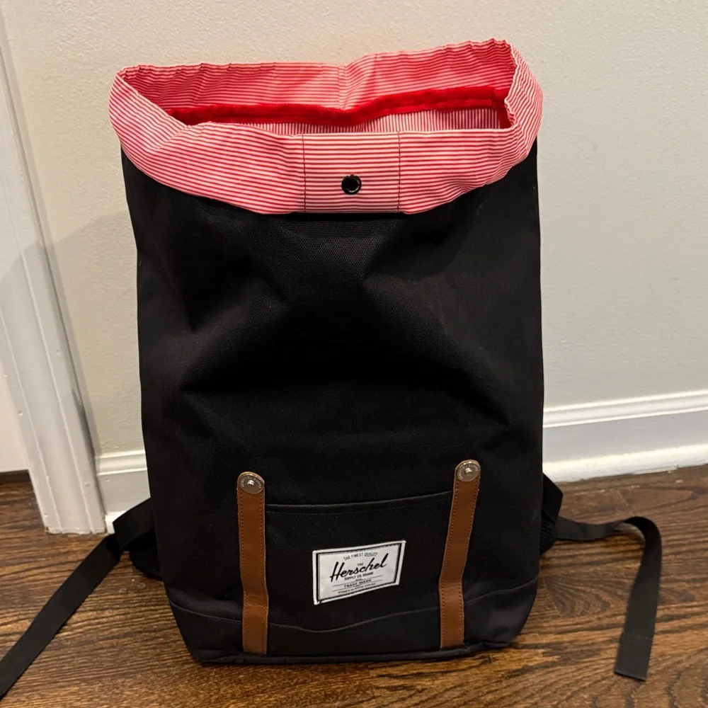 Herschel Retreat backpack book bag with laptop sleeve black and red